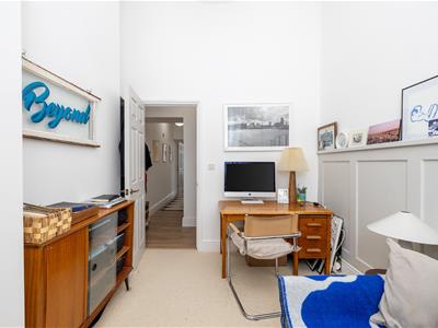 Picture 25